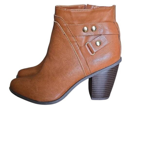 Bar III Women's Size 7 Brown Faux Leather Side Zip Heeled Booties - Picture 1 of 9